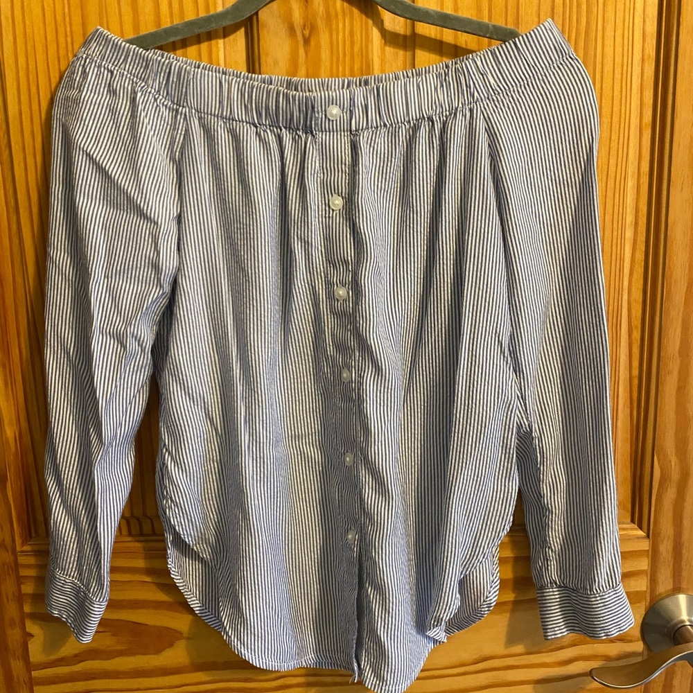 Women’s American Eagle Top